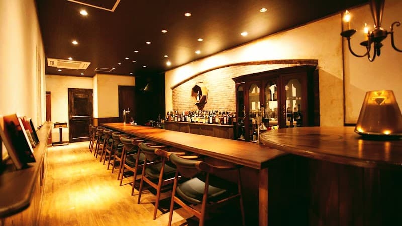 Lennox’s cocktail & wine