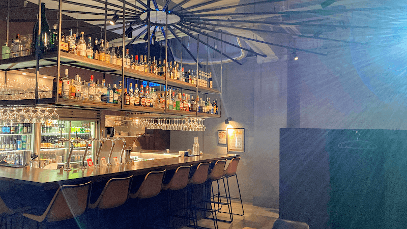 BEER BAR BREAK (ビアバーブレイク)