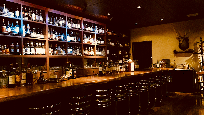 Bar Caveaun (バー カボン)
