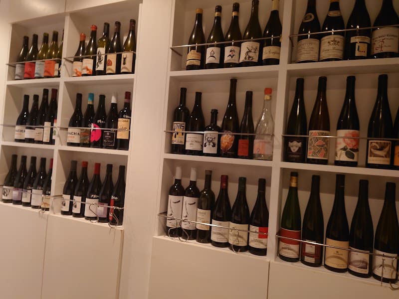 8ocho wine bar