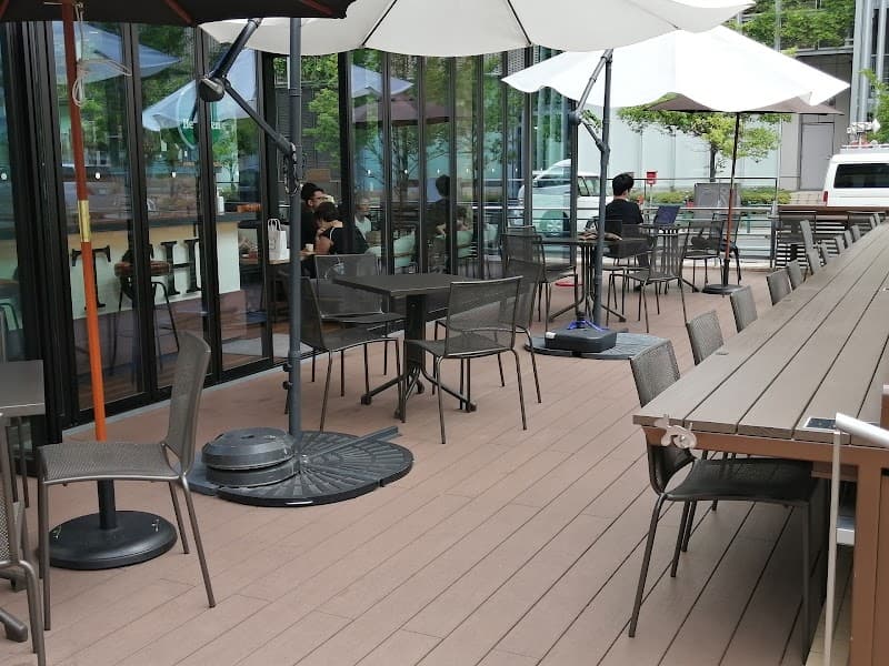BISTRO HENDRY Kosugi 3rd Avenue店