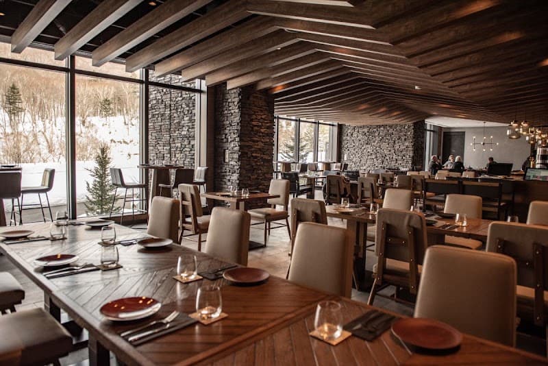 YUKASHI Alpine Bistro