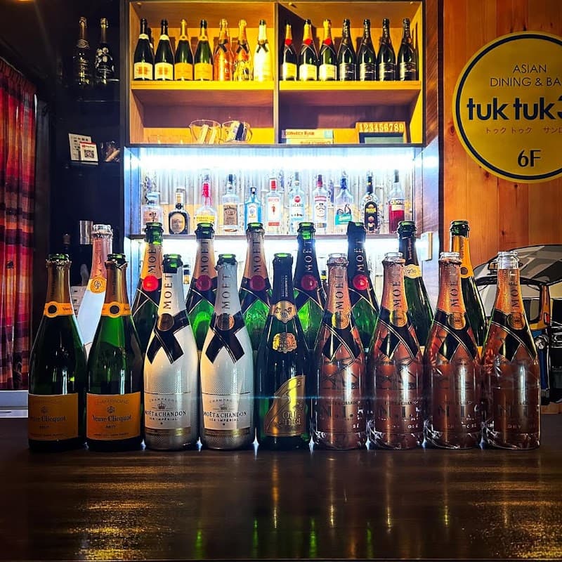 BAR TukTuk