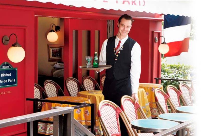 カフェ ・ド・パリ