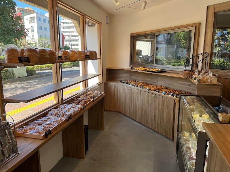 Manhattan Bakery & Wine bar