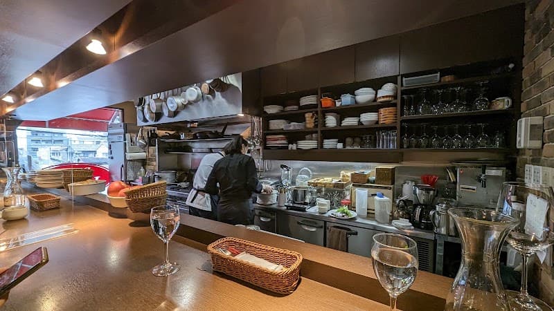 BISTRO ベズ