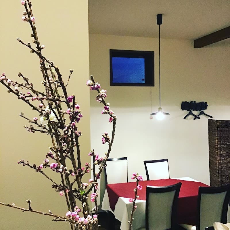 casual dining & wine bar Kirak