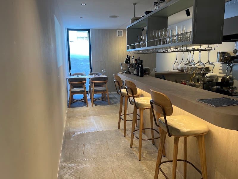 APÉRO NISEKO Wines & Bar