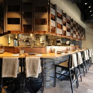 炭火とワイン 京都駅前店~はなれ~