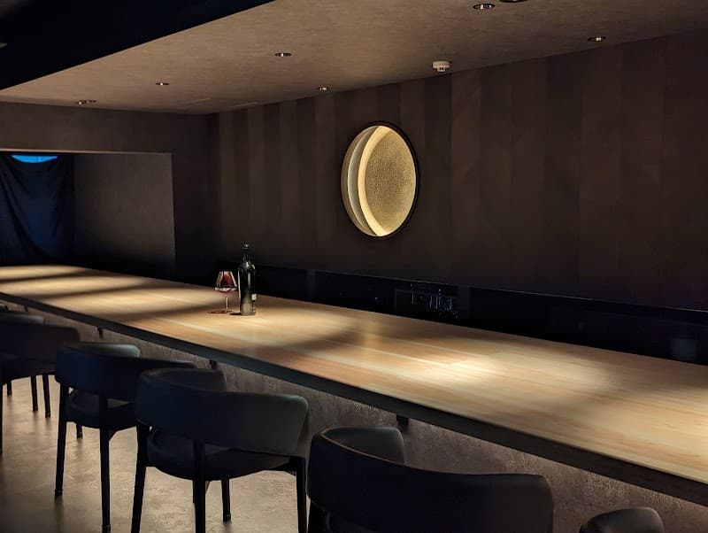 WineBar Pluribus(ワインバープルリバス)