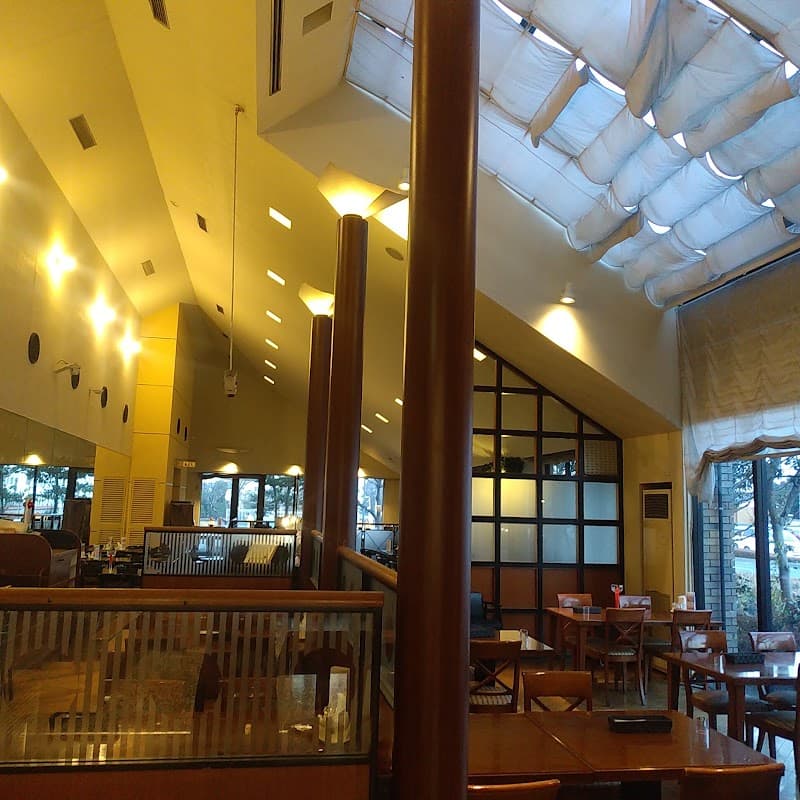 ベーカリーレストランサンマルク 浦和芝原店