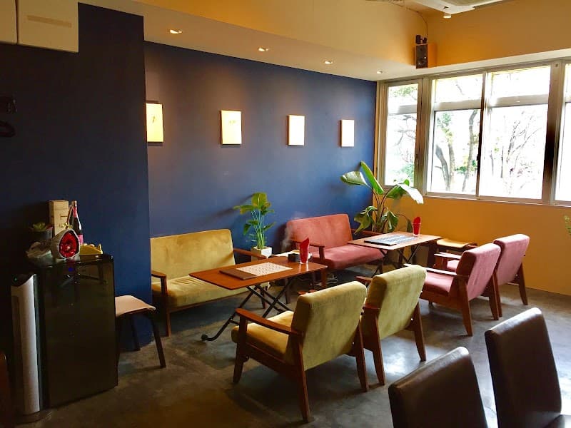 cafe+dining AMIEL