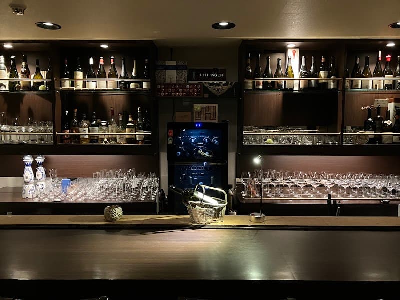 Wine bar CINQ(サンク)